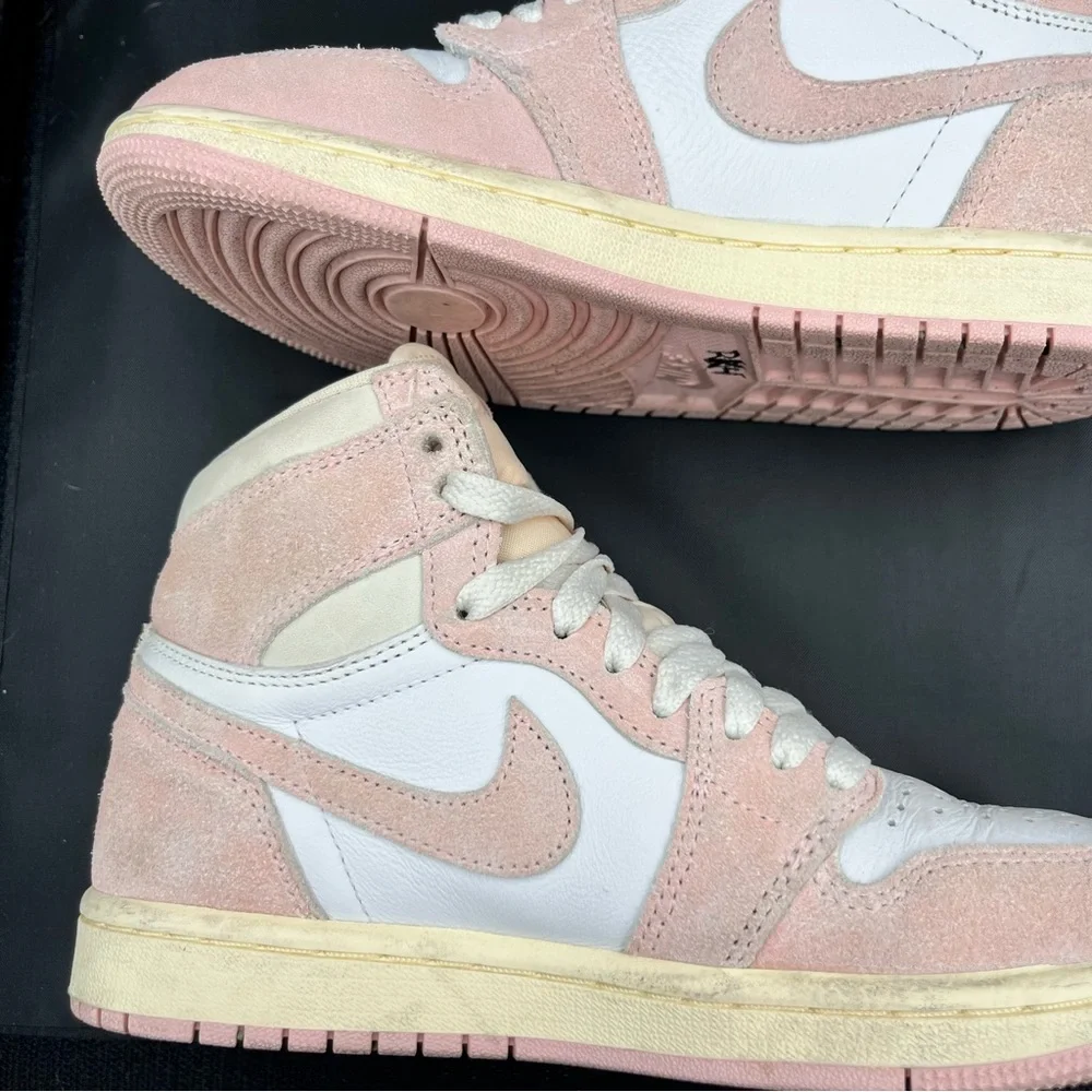 Nike Air Jordan 1 Retro High OG in the "Washed Pink" pre-yellowed midsole 5.5 - Picture 10 of 16